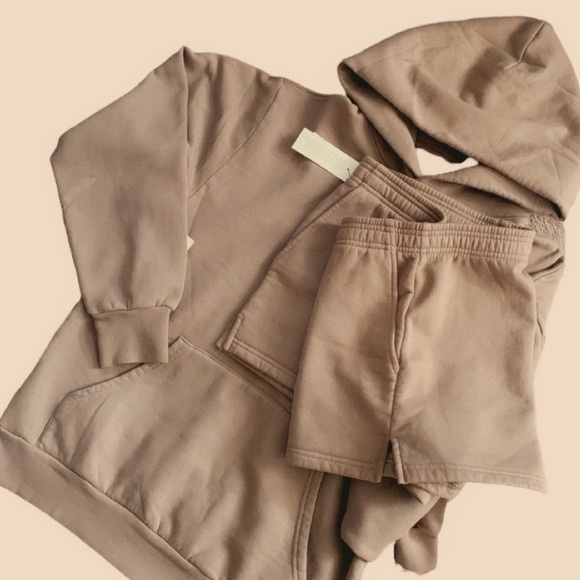 Aritzia Other - 🆕Aritzia The Constant 2-Piece Midway Hoodie & Shorts Set in Rare Taupe